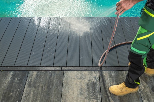 Best Commercial Building Pressure Washing  in Lakefield, MN